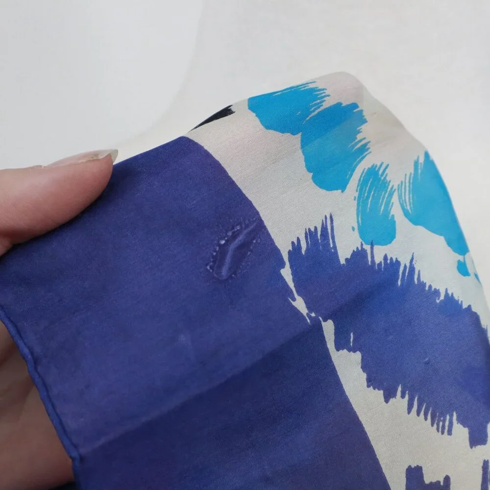 Vintage Silk Scarf Blue Bloomcore Boho Cottage Polished Colorful‎ Artsy Elegant